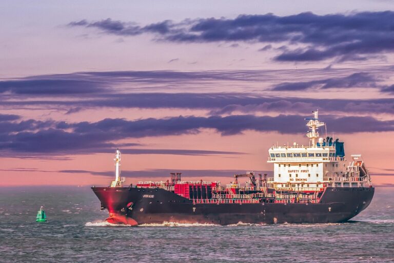 Logistics 2.0: How Digital Transformation is Redefining the Industry