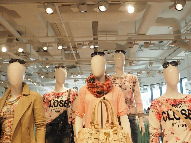 Revolutionizing Industries: The Top 5 Fastest-Growing Tech Trends of 2025