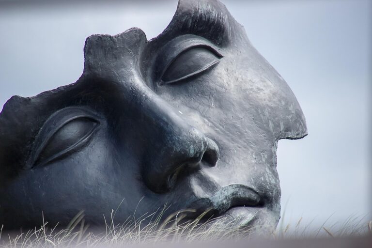 From Art to Science: The Surprising Ways Brain Workshops, Meditation, and Play Can Set Your Mind Free and Stifle Your Eureka Moments