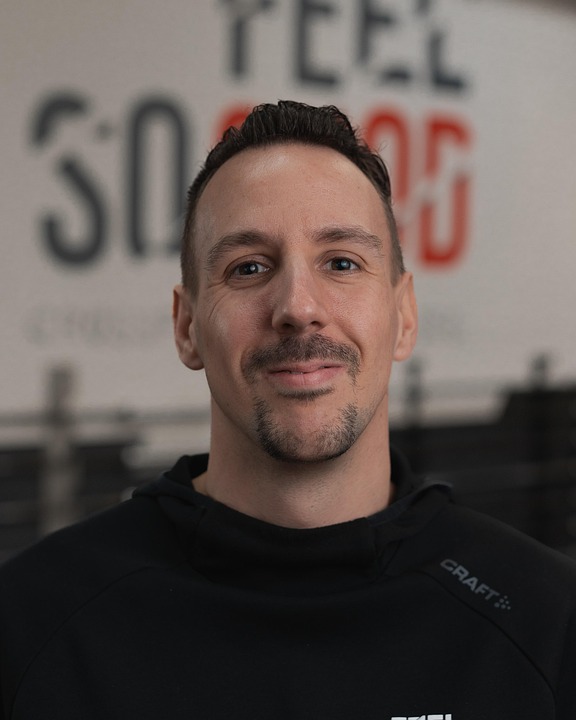 From Employee to Leader: 5 Key Skills to Master