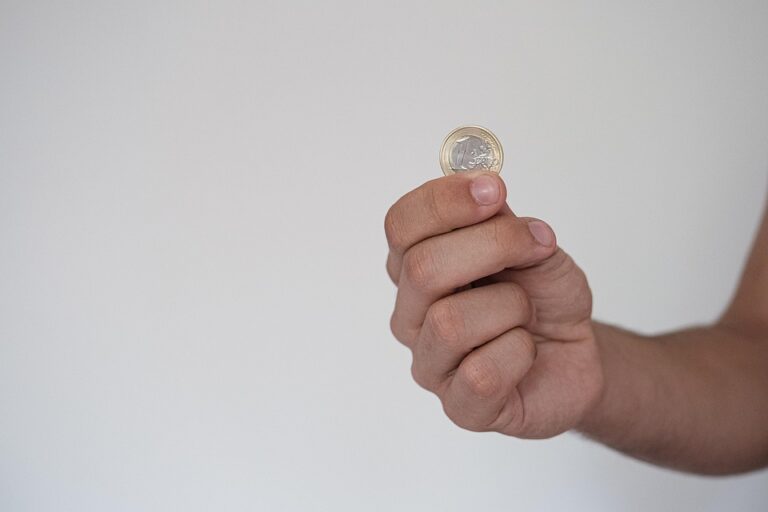 No Budget? No Problem! 5 Free or Low-Cost Advertising Strategies for Small Businesses