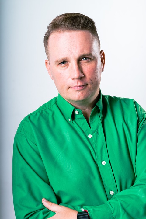 The Psychology of Persuasion: How Ads Can Influence Consumer Behavior