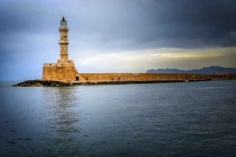 The Ultimate Guide to Entrepreneurial Success: Lessons from the World’s Top CEOs