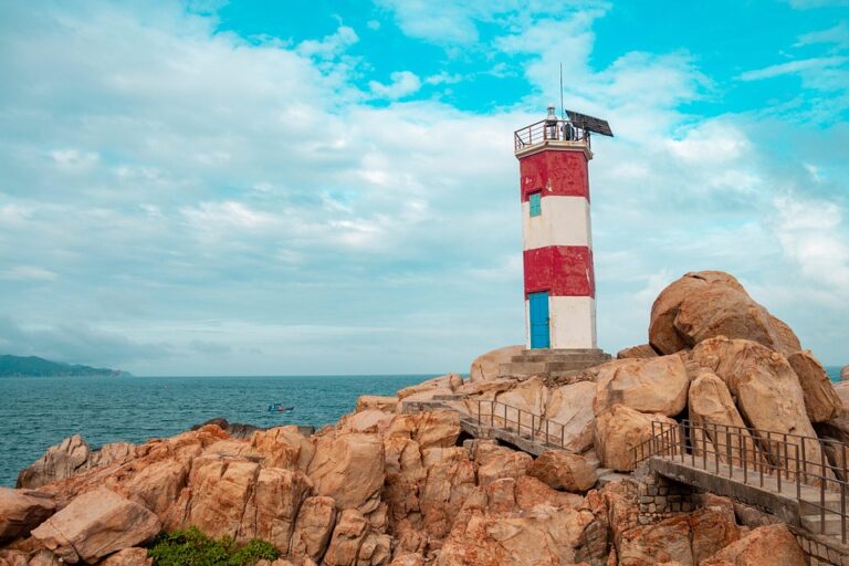 The Ultimate Guide to Social Media Success: Tips, Tricks, and Secrets