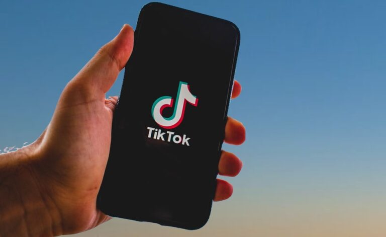 TikTok Takes the Throne: Why the Short-Form Video App is Dominating Social Media in 2024